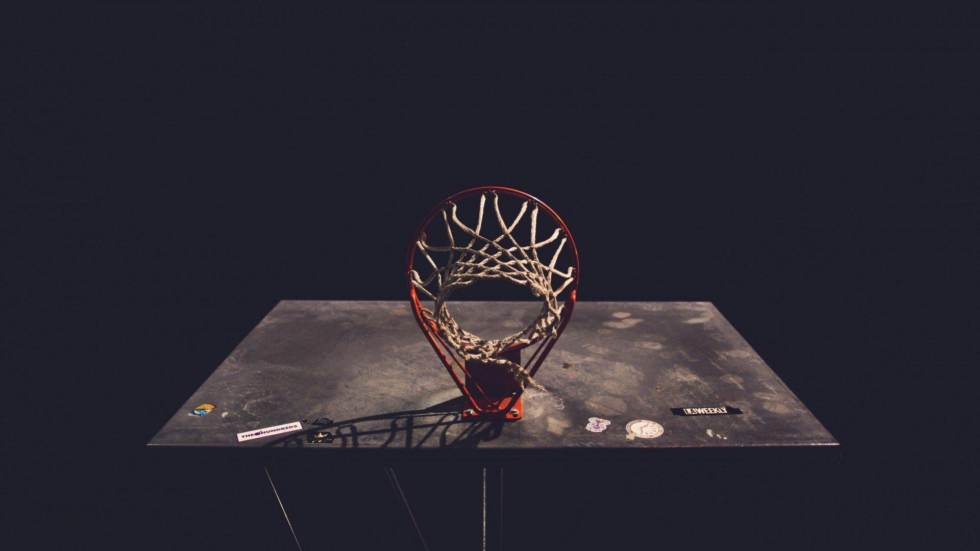 德天空独家,努涅斯加盟利雅得新月,年薪1500万欧附加激励条款,中东足坛再掀巨星浪潮