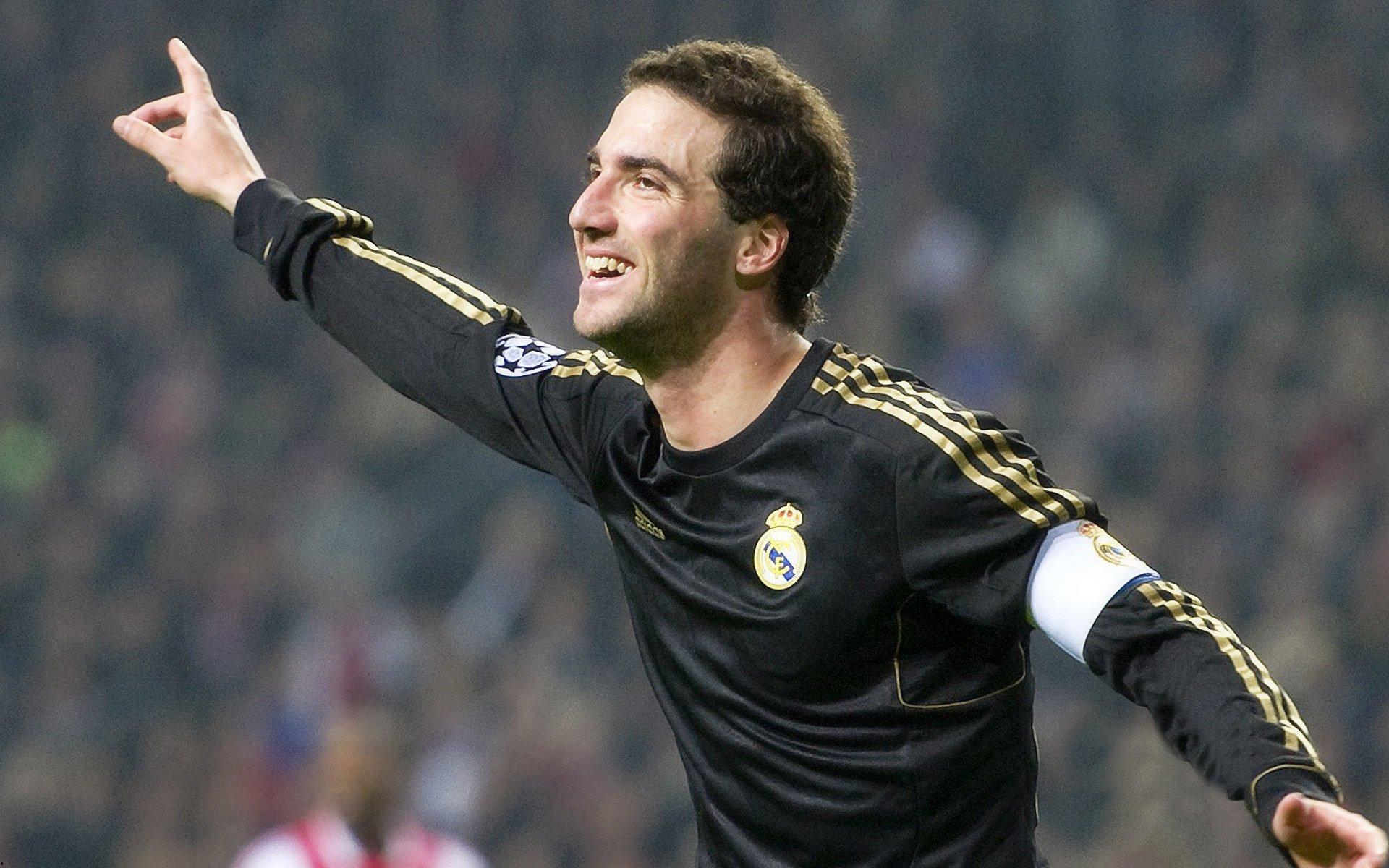 诺坎普之夜，1819赛季西甲第10轮巴萨力克皇马，梅西替补登场定乾坤